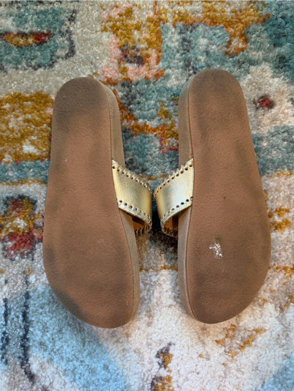 Gold Jack Roger’s comfort sandals - Picture 4 of 6